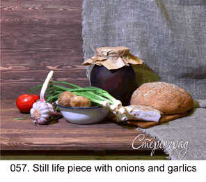 <b>057.</b> Still life piece with onions and garlics.   (3D shooting : with step to step moving). 2016. 58x45 cm.<br>
 Price - <b>13500</b> roubles unframed